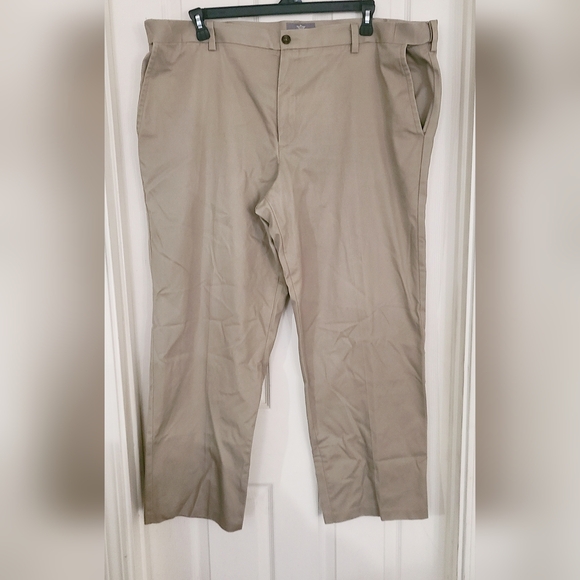 Dockers Mens Pants Beige Size 44x30 Signature Khaki Classic Fit Pre-owned - Picture 1 of 10